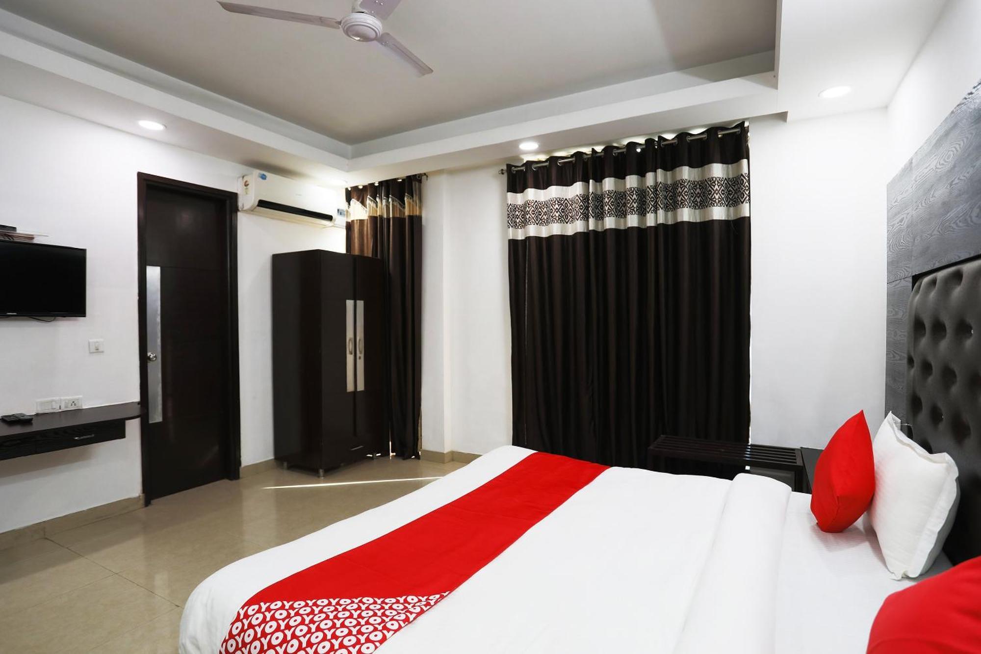 Super Collection O Tipsyy Inn 014 Gurgaon Exterior photo
